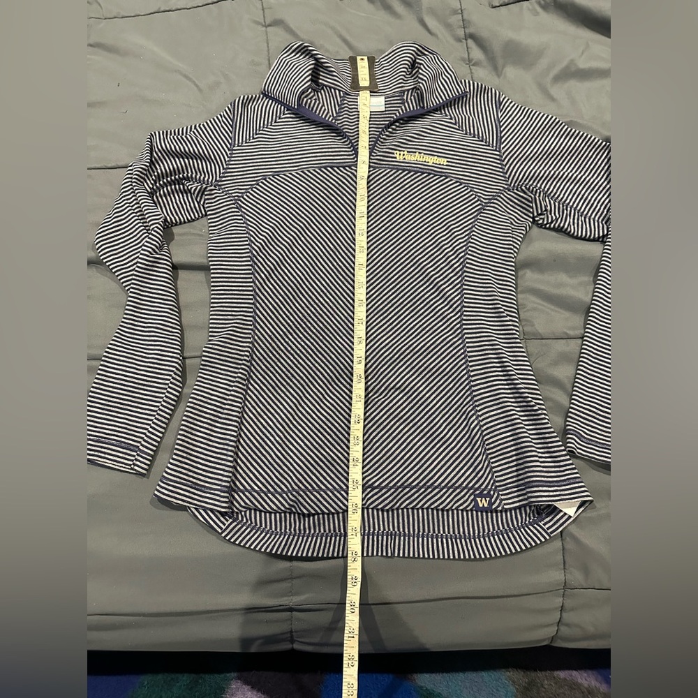 Columbia women’s half zip striped to. UW University of Washington. - Picture 7 of 8